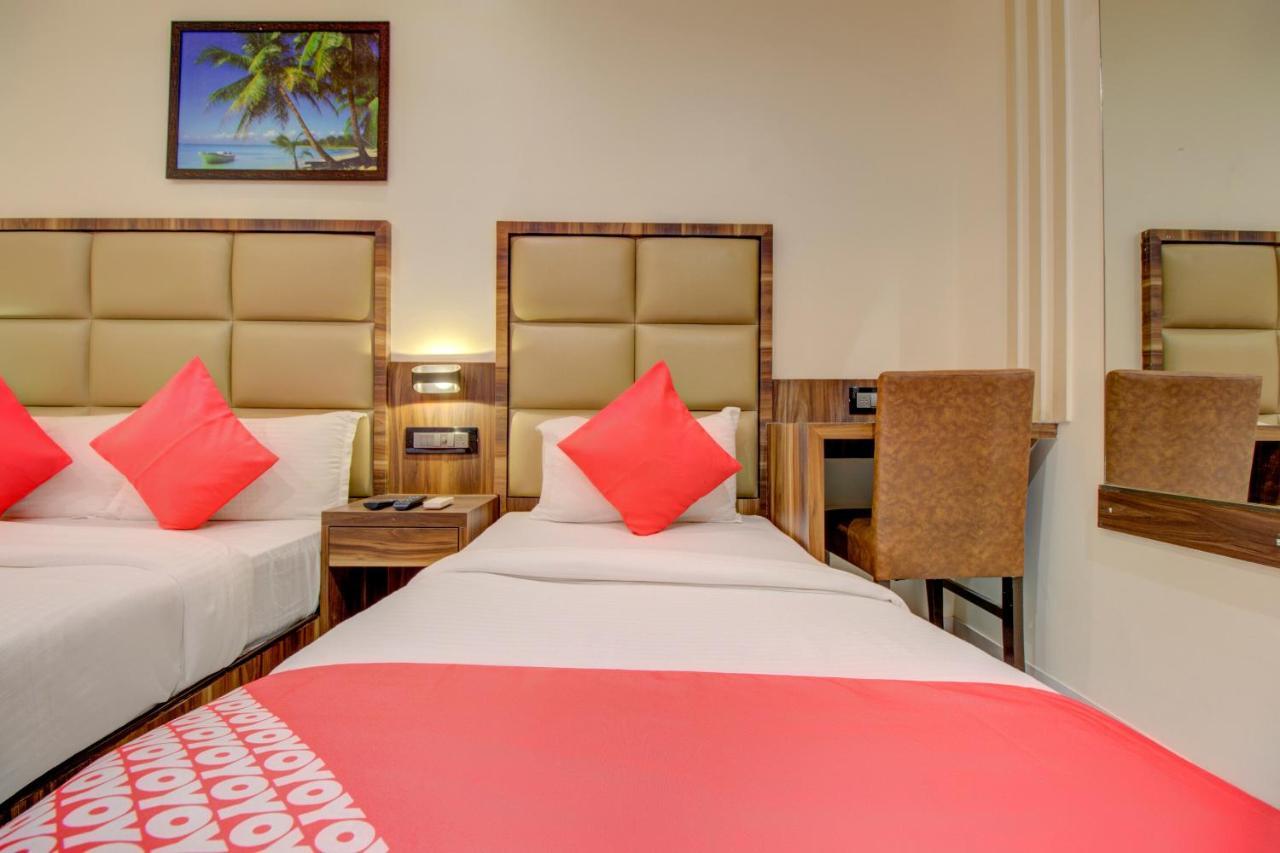 Oyo 76180 Hotel Meriton Мумбаї Екстер'єр фото